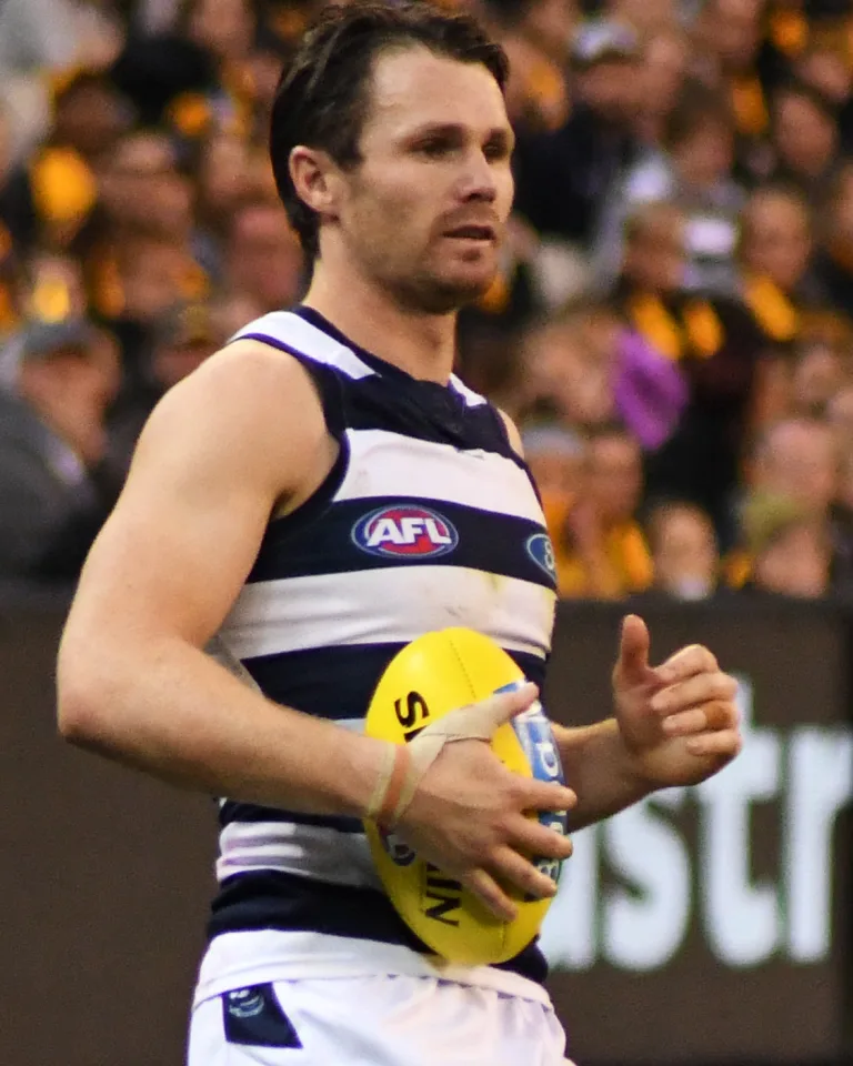 Patrick Dangerfield of Geelong carries the ball during a match against Hawthorn at the MCG, April 2019